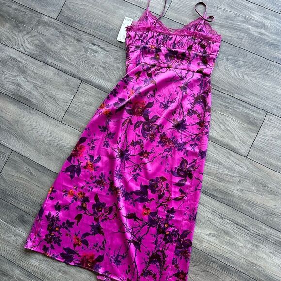 NWT Urban Outfitters Audrey Lace Floral Midi Slip Dress Medium - Picture 4 of 7